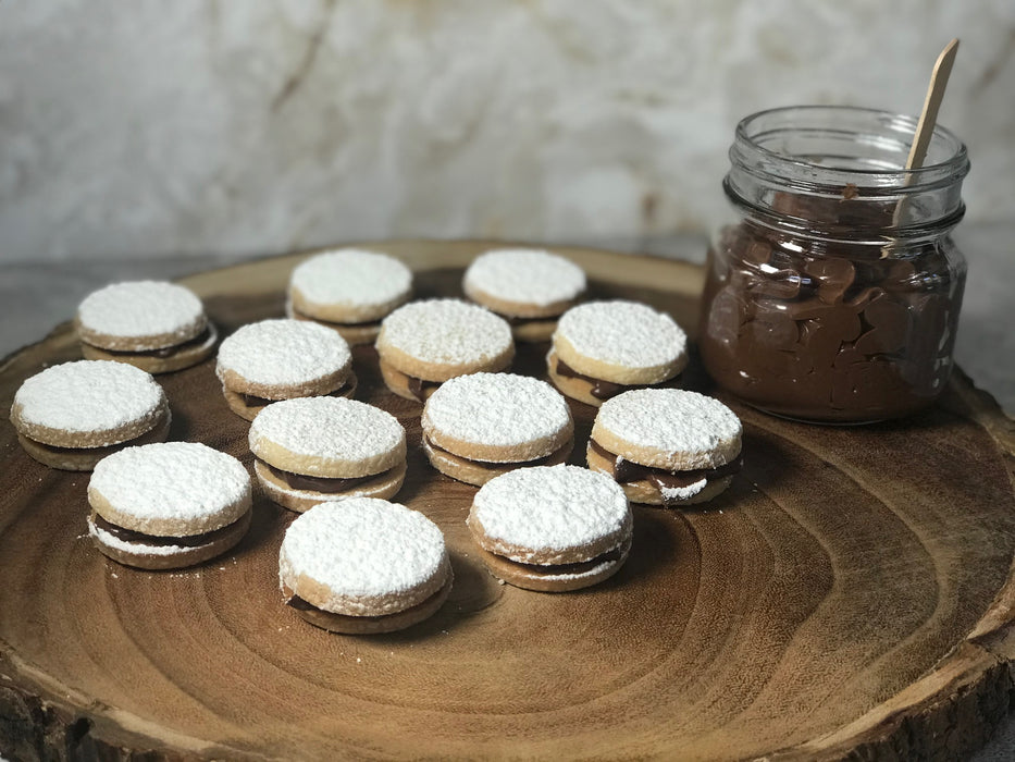 ALFAJORES FILLED WITH NUTELLA®